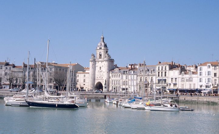 Bed and Breakfasts in La Rochelle a little city on France's Atlantic coast, waiting for you with its history, culture, and delicious food.