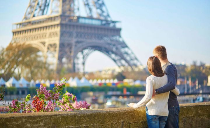 French Phrases About Love! French is the language of love, from the most well-known expressions like "je t'aime" and "je t'adore" to the less well-known ones like "Je te kiffe."