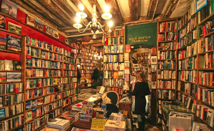 English Bookstores in Paris! These hidden gems are more than simply bookstores for book lovers.